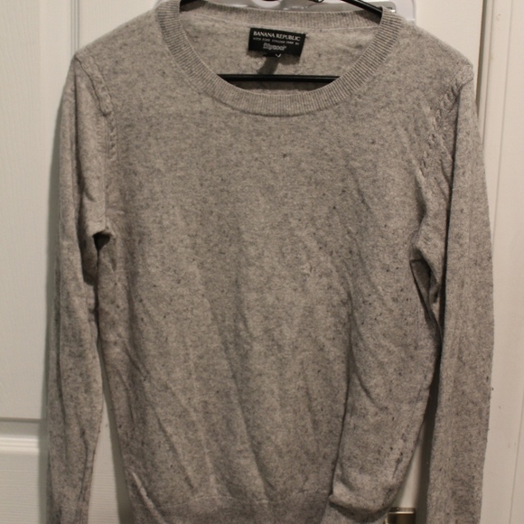Banana Republic Sweater - Picture 1 of 2